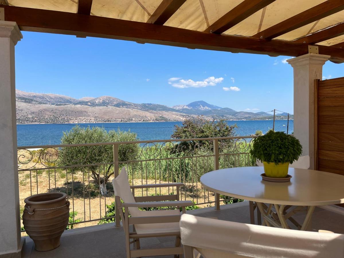 ליקסורי Apollonides Seafront Villa1 Aoede מראה חיצוני תמונה